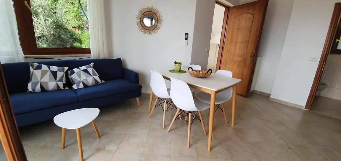Seaview Apartment Borsh